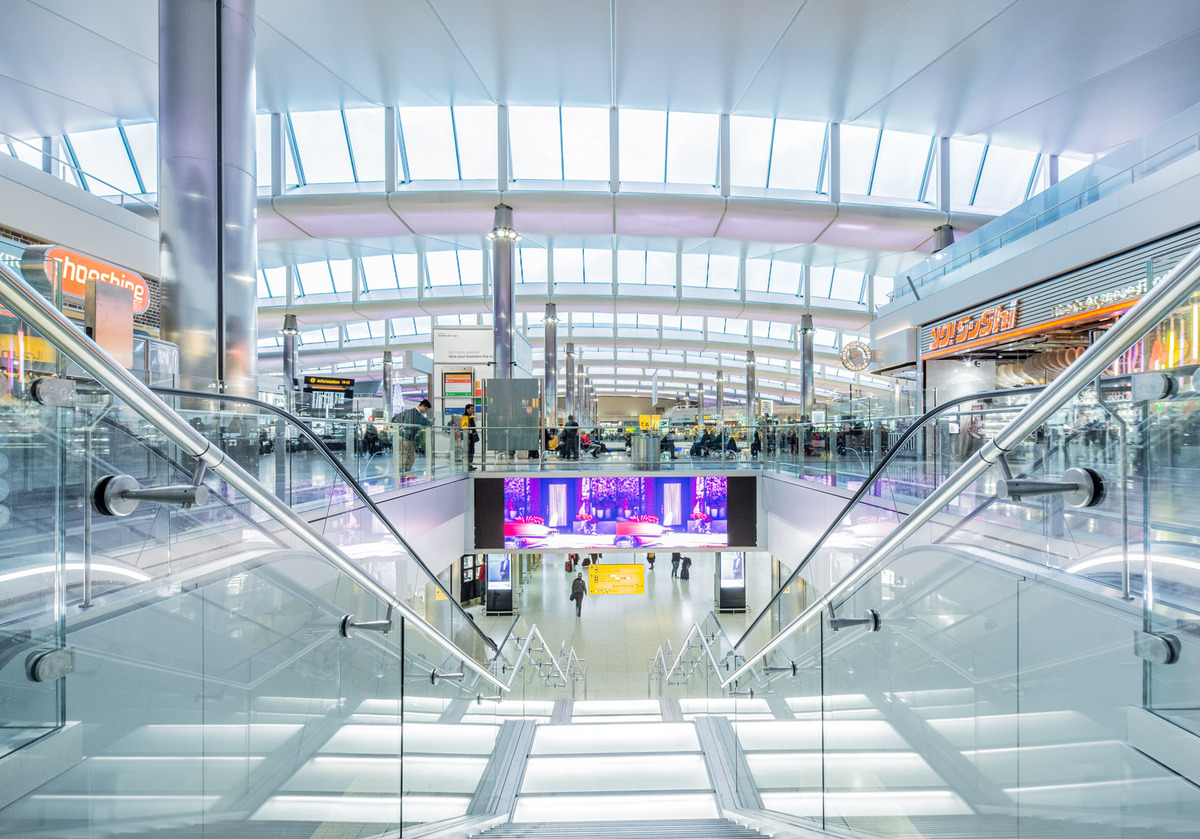 Heathrow Hits New Records, Prepares for Major Growth